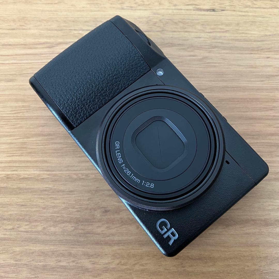 ショット数100以下！RICOH GRIIIx