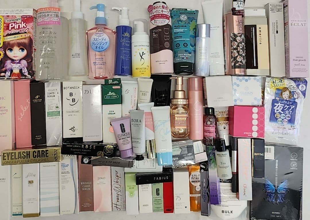 新品未使用　化粧品など大量まとめ売り（基礎化粧 スキンケアヘアケアコスメその他）