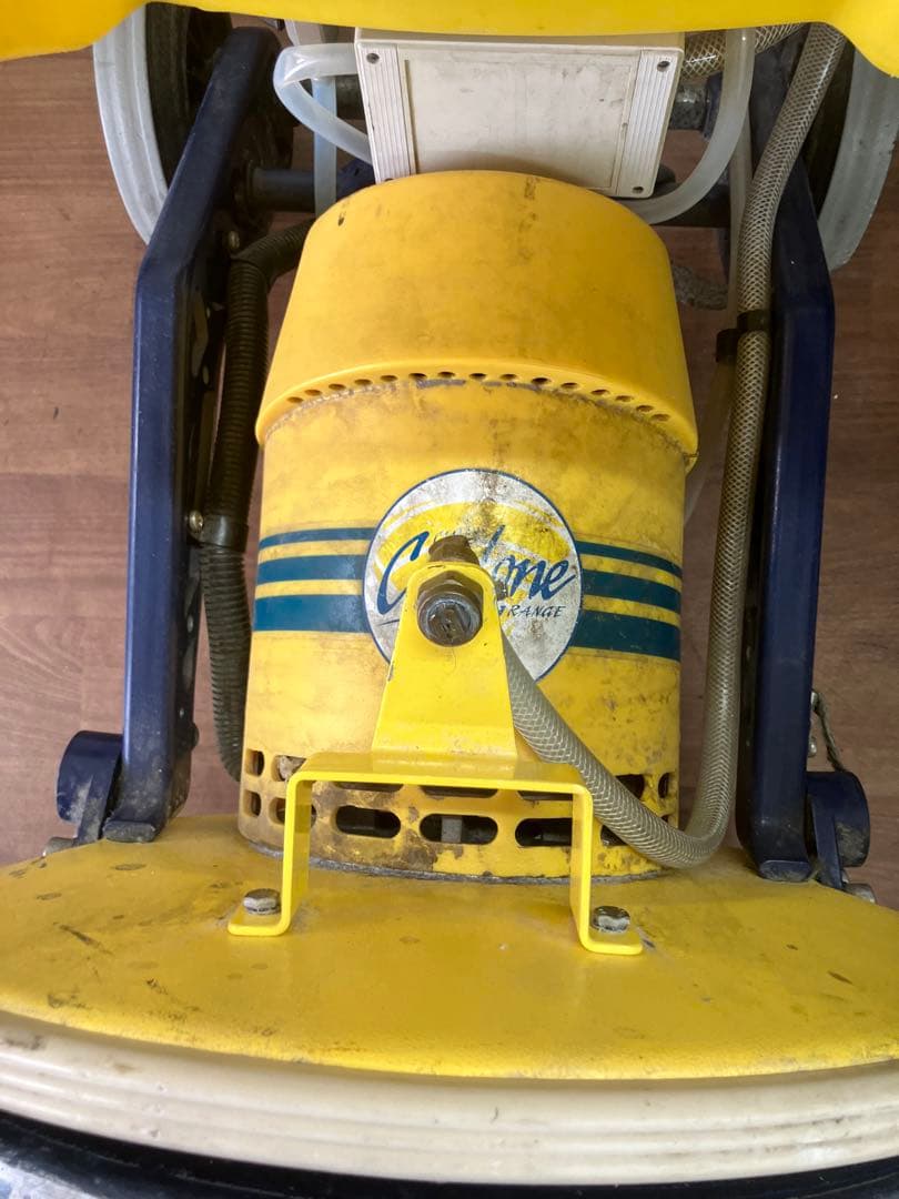 蔵王産業 スプレーバルチャー CR48 スリーブラシ式カーペット洗浄機 100V