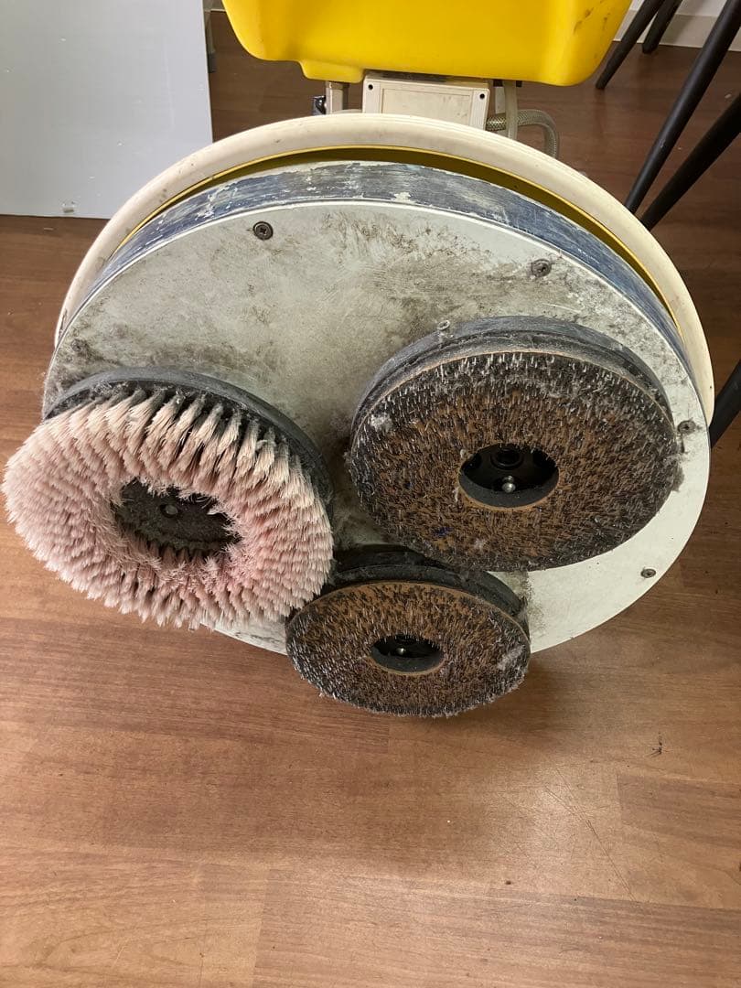 蔵王産業 スプレーバルチャー CR48 スリーブラシ式カーペット洗浄機 100V