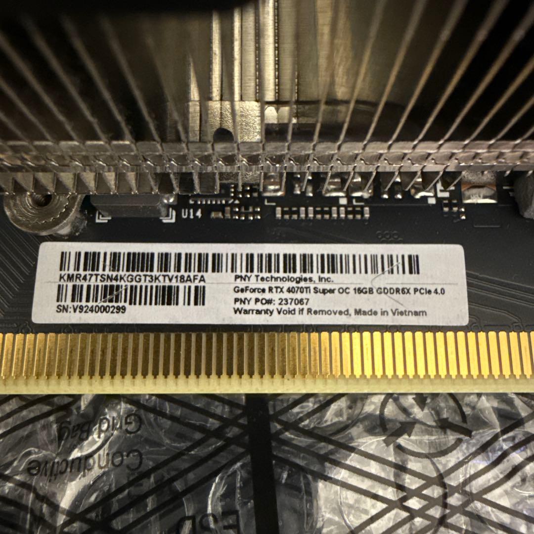 グラフィックボード・グラボ・ビデオカード PNY GeForce RTX 4070 Super OC 16GB