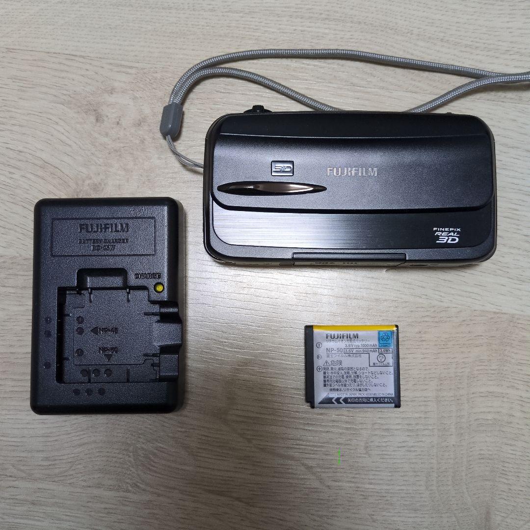 富士フイルム デジタルカメラ（FinePix REAL 3D W3）