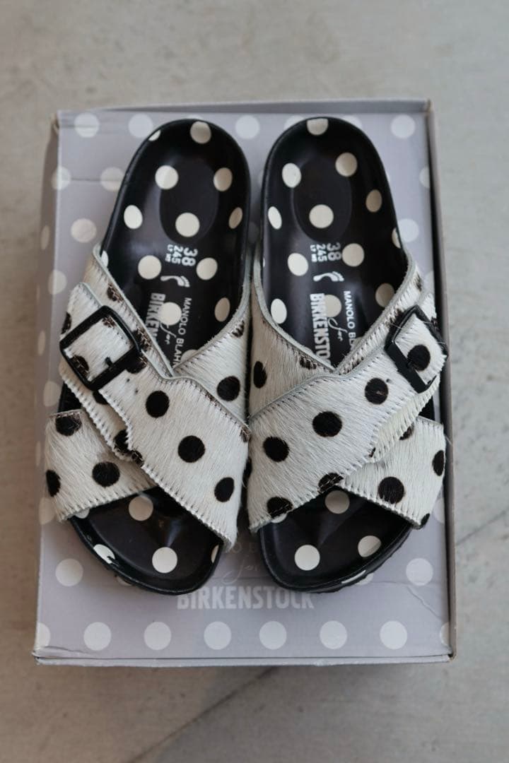 マノロブラニクBirkenstock ManoloBlahnik サンダル 38