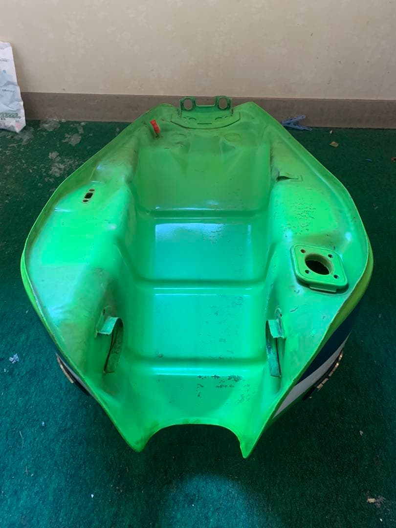 Kawasaki ガソリンタンク グリーン