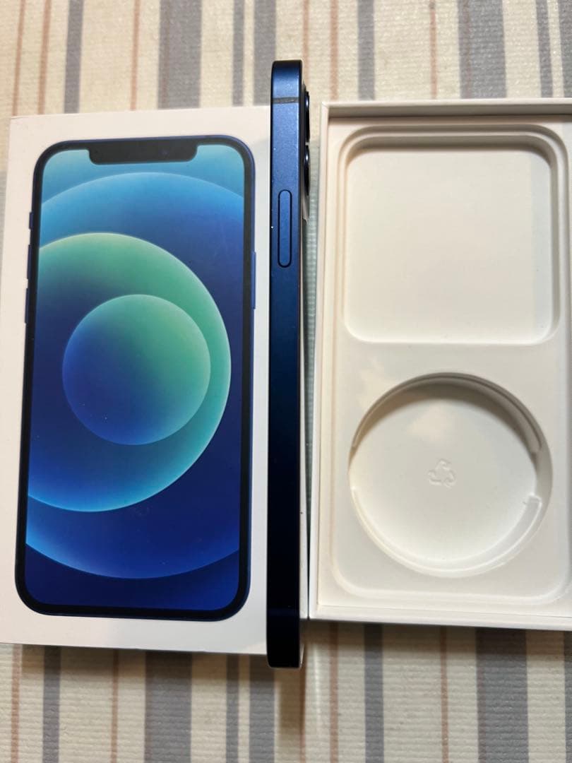 iPhone 12 64GB ブルー