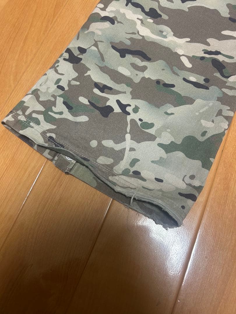 atmos 迷彩カーゴパンツ