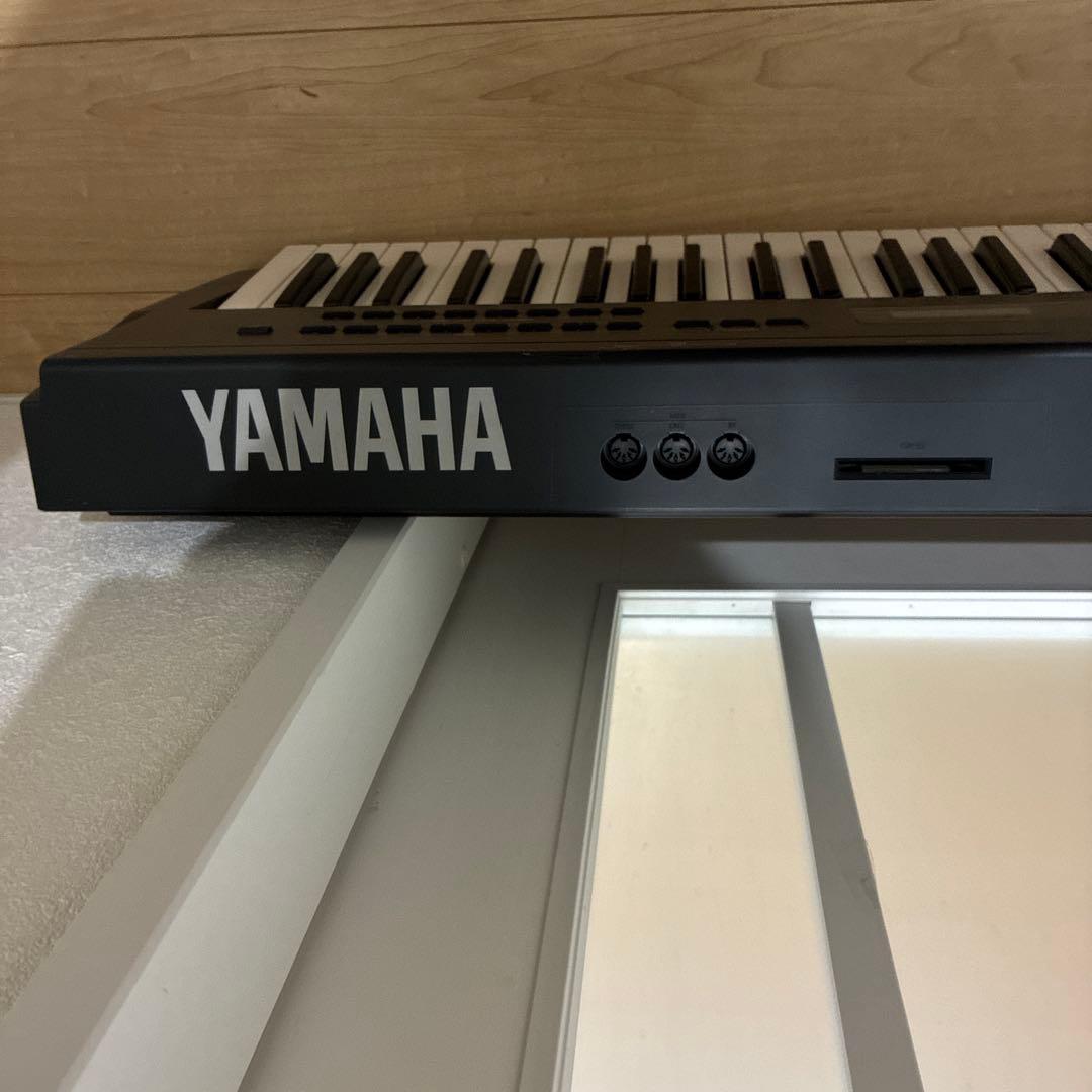 完動品　動作品　YAMAHA SY22 シンセサイザー　名機