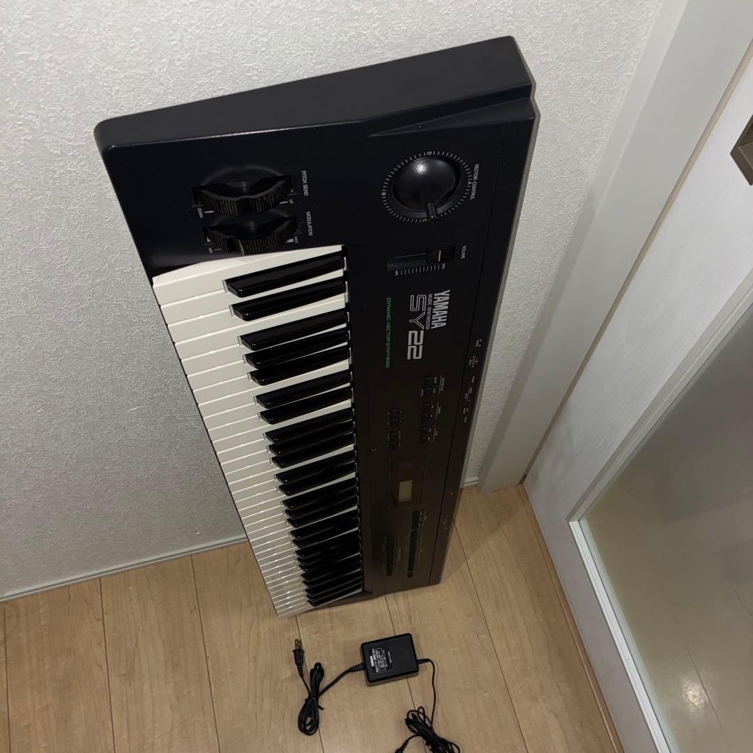 完動品　動作品　YAMAHA SY22 シンセサイザー　名機