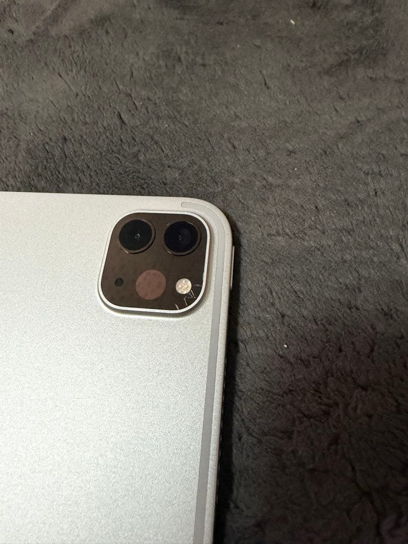 Apple iPad Pro第5世代シルバー 本体　256GB Wi-Fiモデル