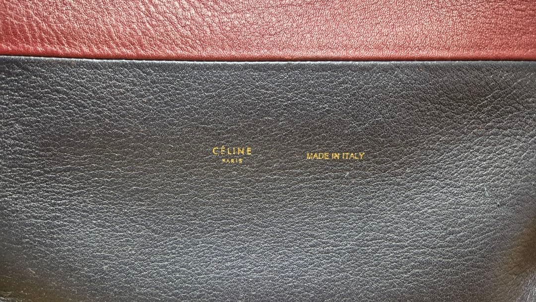 CELINE フラップ式 長財布 黒/赤