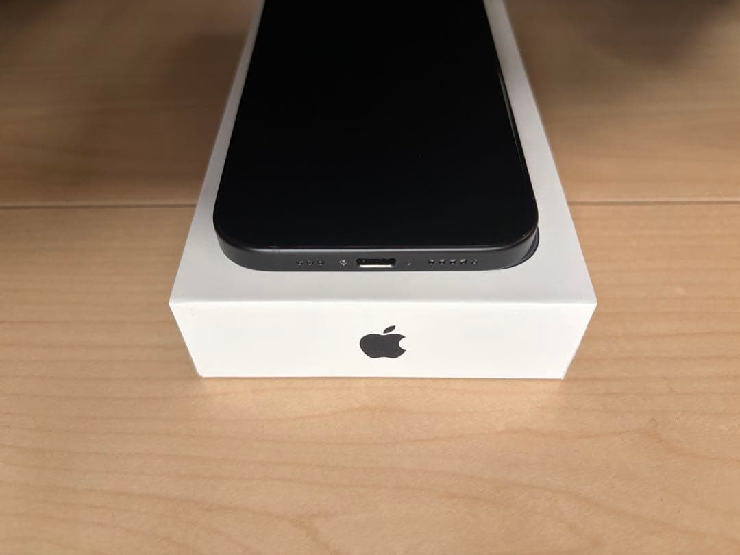 iPhone 15 256GB 本体｜SIMフリー｜バッテリー86% /ブラック