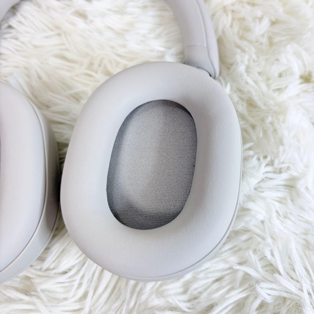 【美品】SONY WH-1000XM5 プラチナシルバー