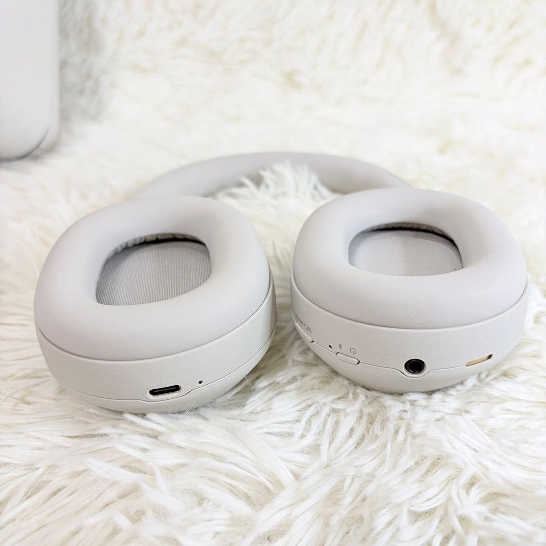 【美品】SONY WH-1000XM5 プラチナシルバー