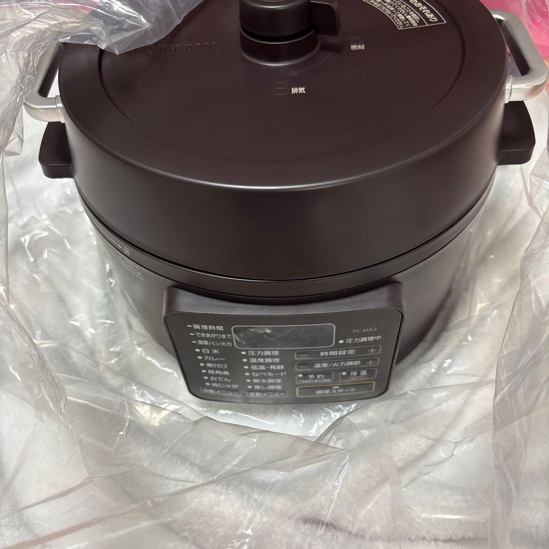 アイリスオーヤマ　電気圧力鍋　3.0Ｌ