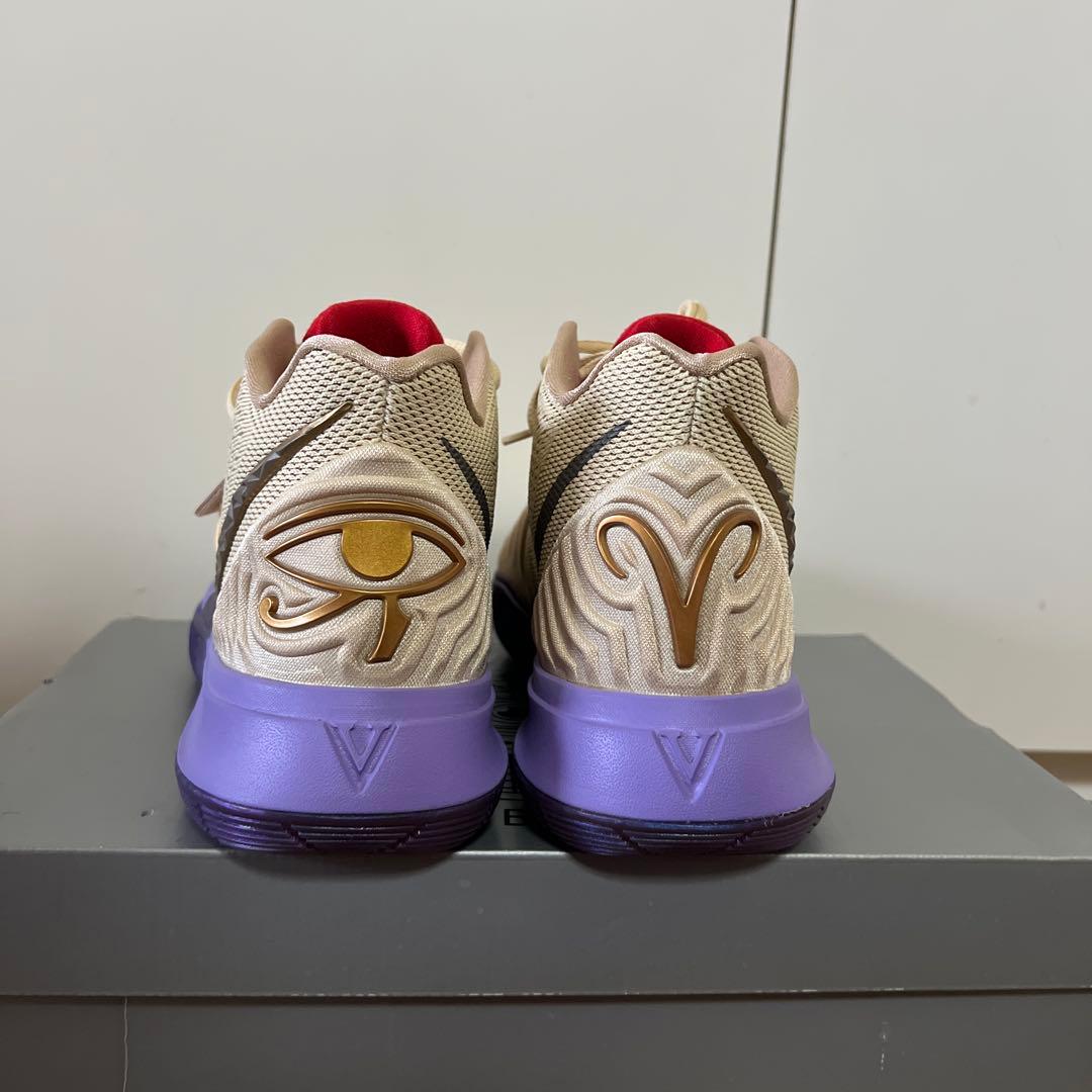 チョモランマ Kyrie 5 Ikhet