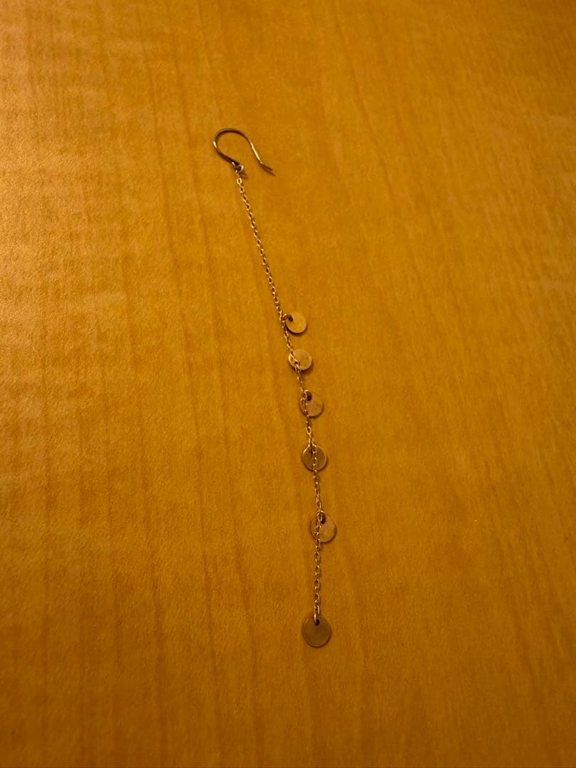 【片耳のみ】cuicui ゴールド ロング フック ピアス | K10YG