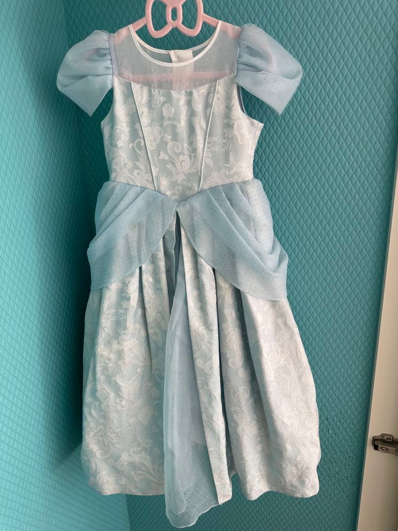 ビビディ・バビディ・ブティック　シンデレラドレス