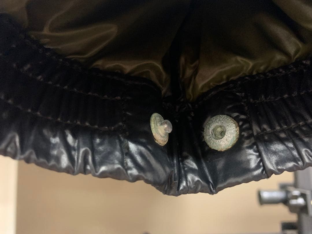 モンクレール、エベレスト(シャイニーブラック)、サイズ0。