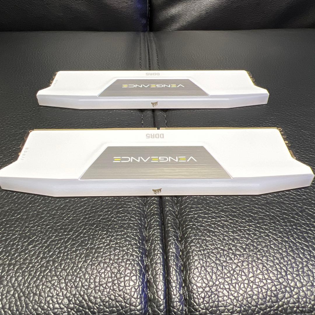 CORSAIR DDR5 32GB ホワイト [16GB×2枚]