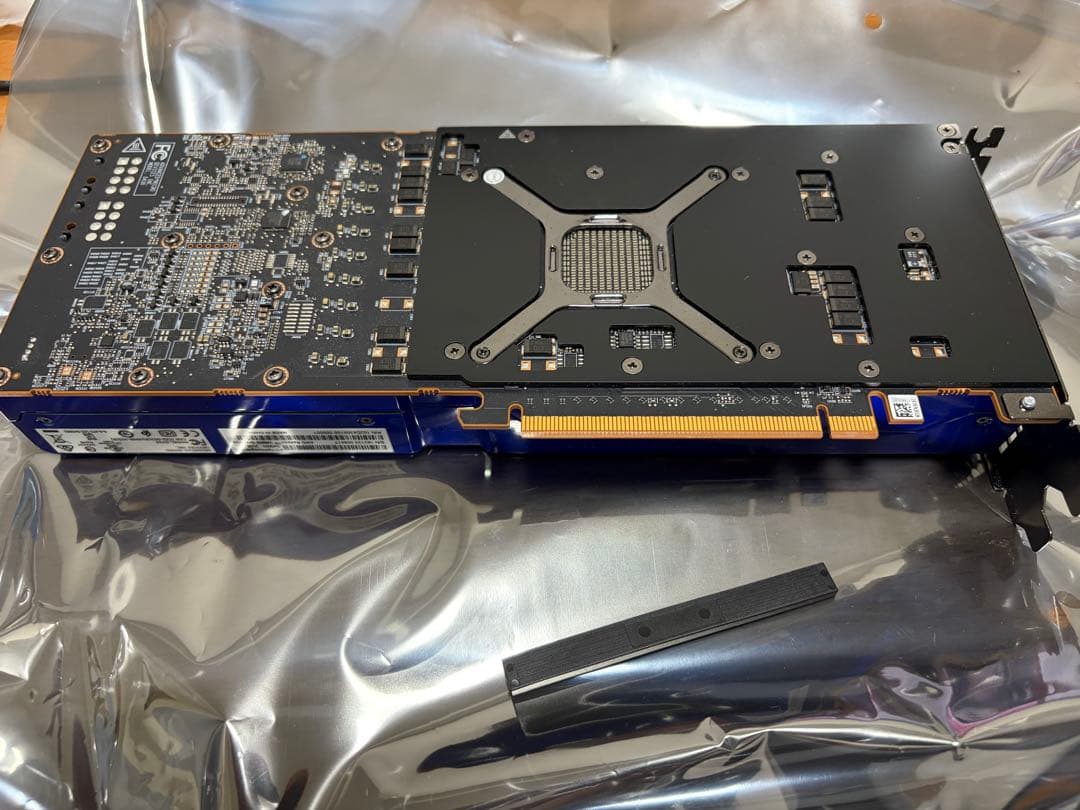 グラフィックボード・グラボ・ビデオカード ACUBE Radeon pro w6800 GDDR6 32GB