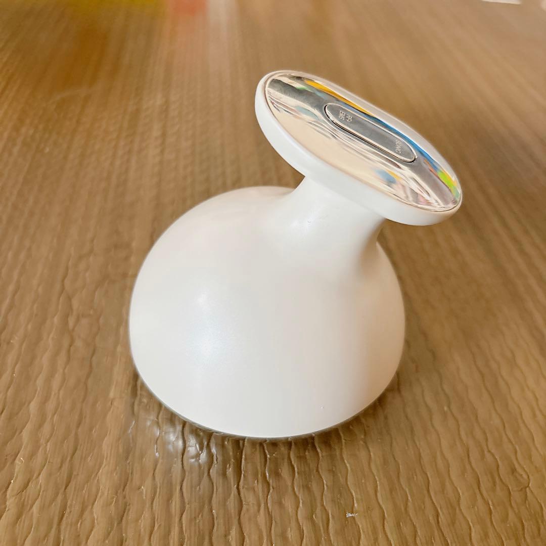 ⭐️(再)美顔器　振動 LED搭載 1台多役 5種類モード 3段階強