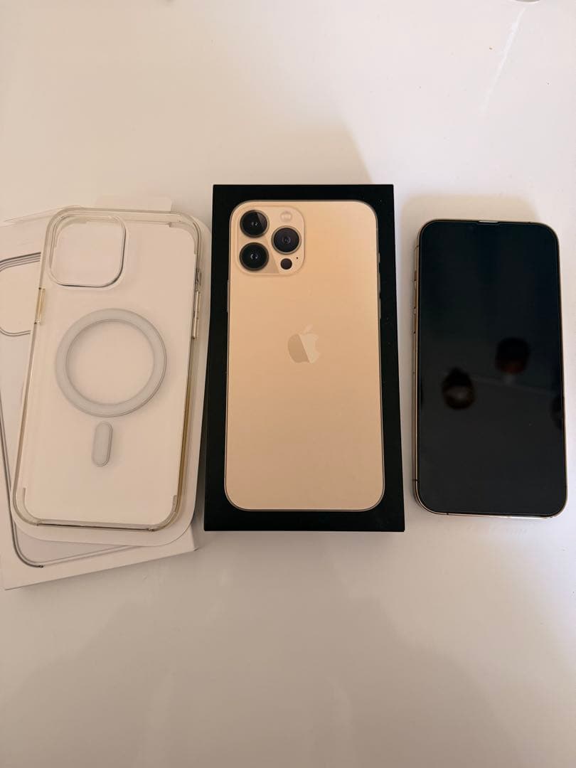 iPhone13pro max 256gb ゴールド バッテリー容量88% 美品