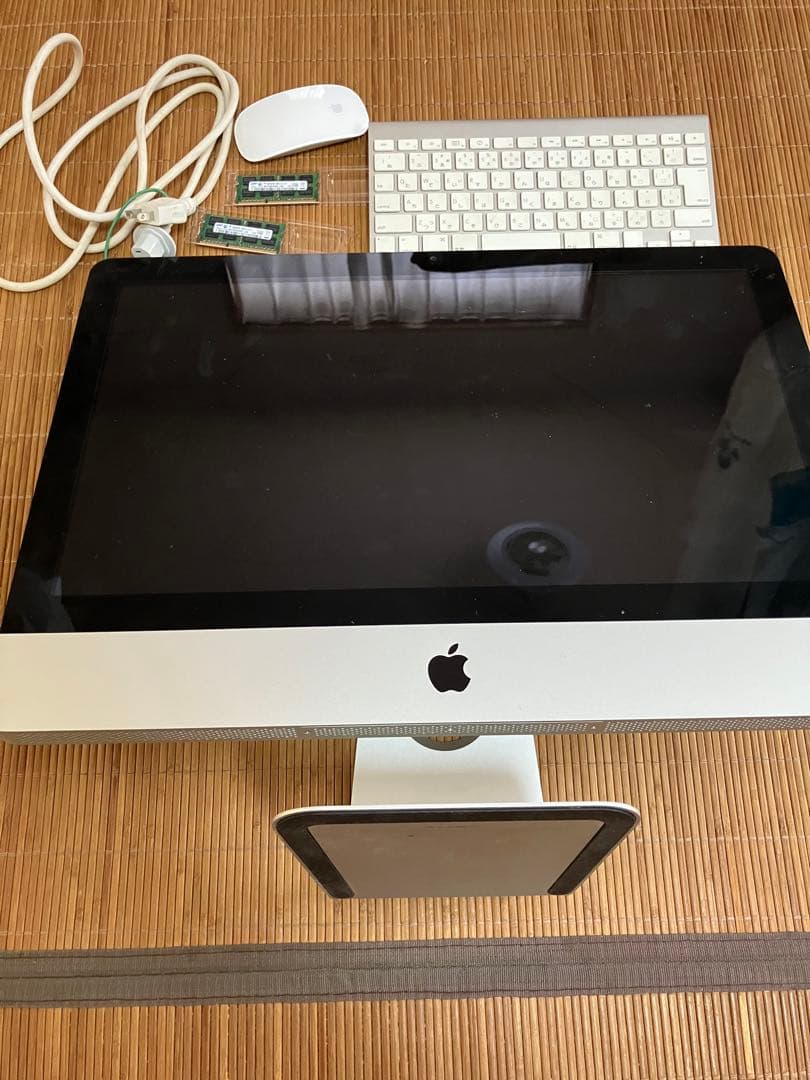 iMac 2011 21.5インチ グレー