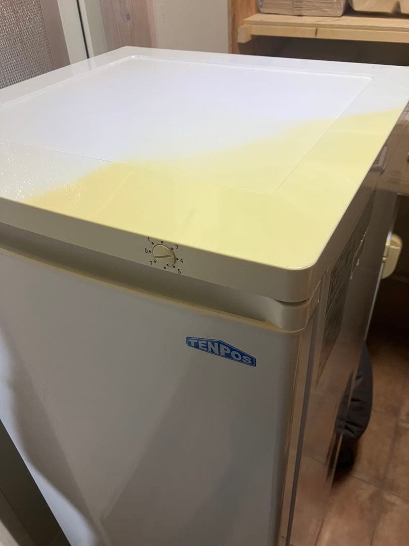 TBUF-168-RH 冷凍ストッカー 前扉 168L 単相100V 冷凍庫