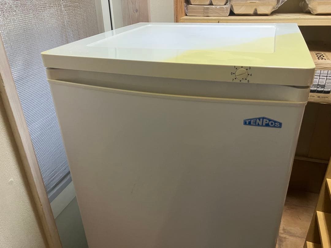 TBUF-168-RH 冷凍ストッカー 前扉 168L 単相100V 冷凍庫