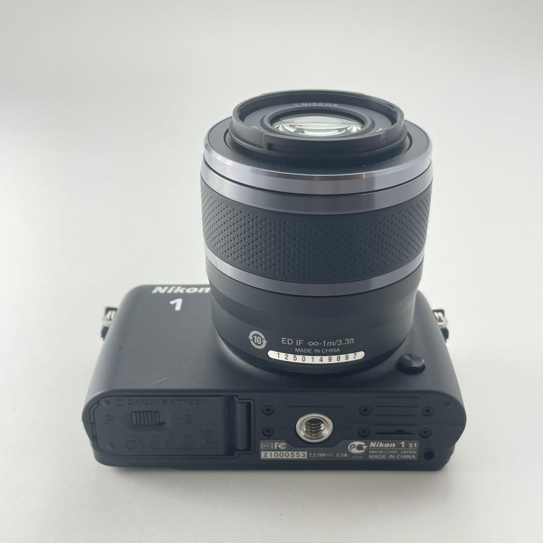 【極上美品・返品保証】Nikon1 S1ブラック 標準レンズキット
