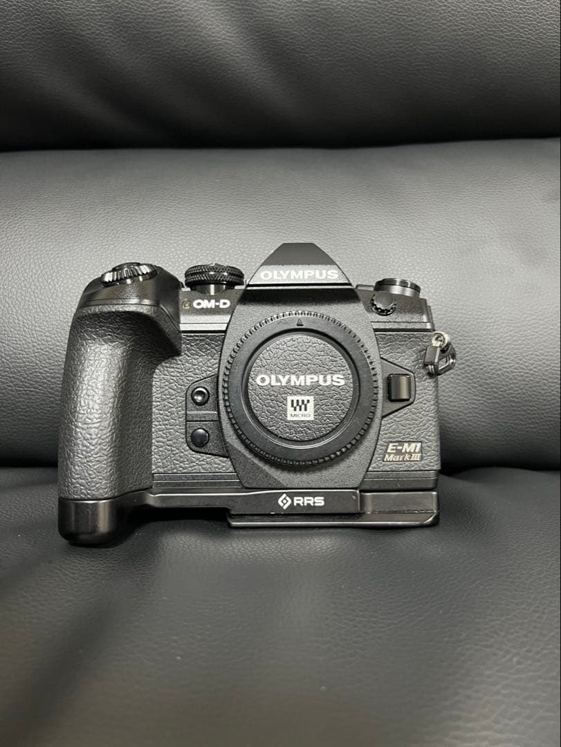 【美品】OLYMPUS OM-D E-M1 Mark III本体 RRS