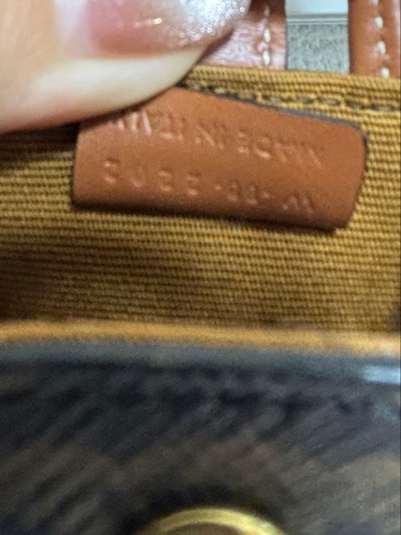 CELINE セリーヌ キーホルダー・キーチャーム マイクロ バーティカル　カバ