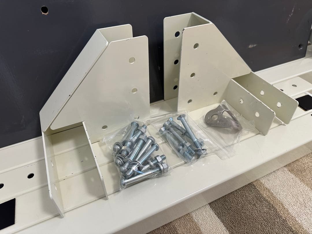 東商アソシエート 懸垂ラック（中古）