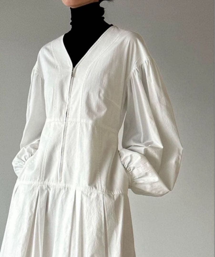 ワンピース CLANE FRONT ZIP BALLOON ONEPIECE