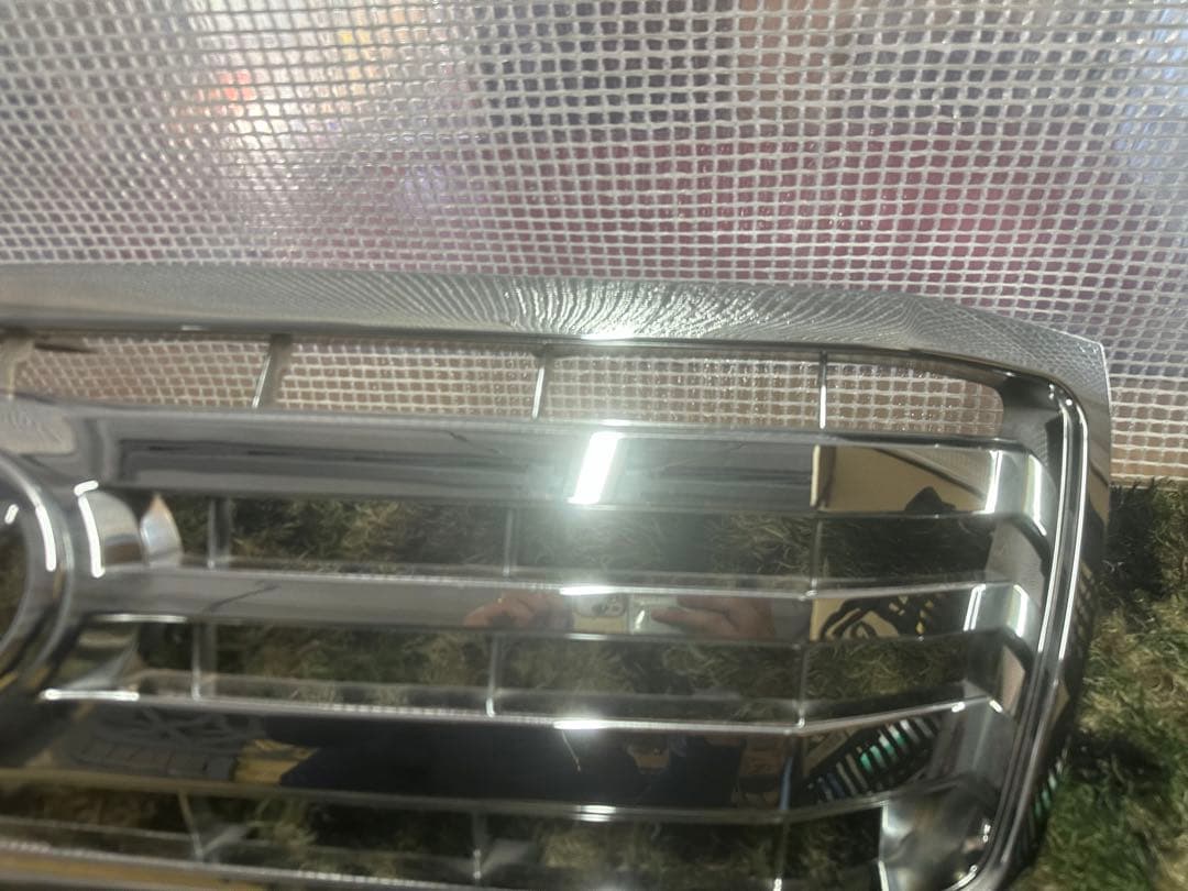 ランドクルーザー100フロントグリル　HDJ101K　ラジエーターグリル