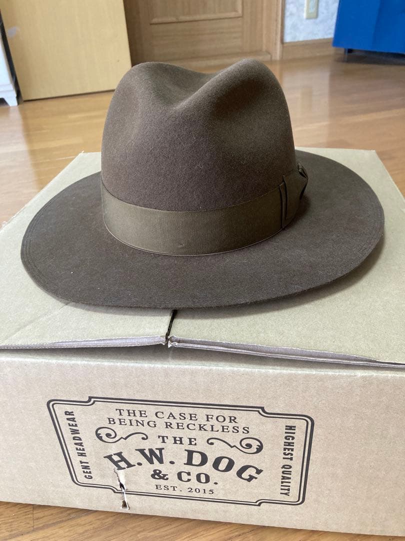 H.W.DOG & CO. FRONT.H オモシーチャンネルルイさん着用