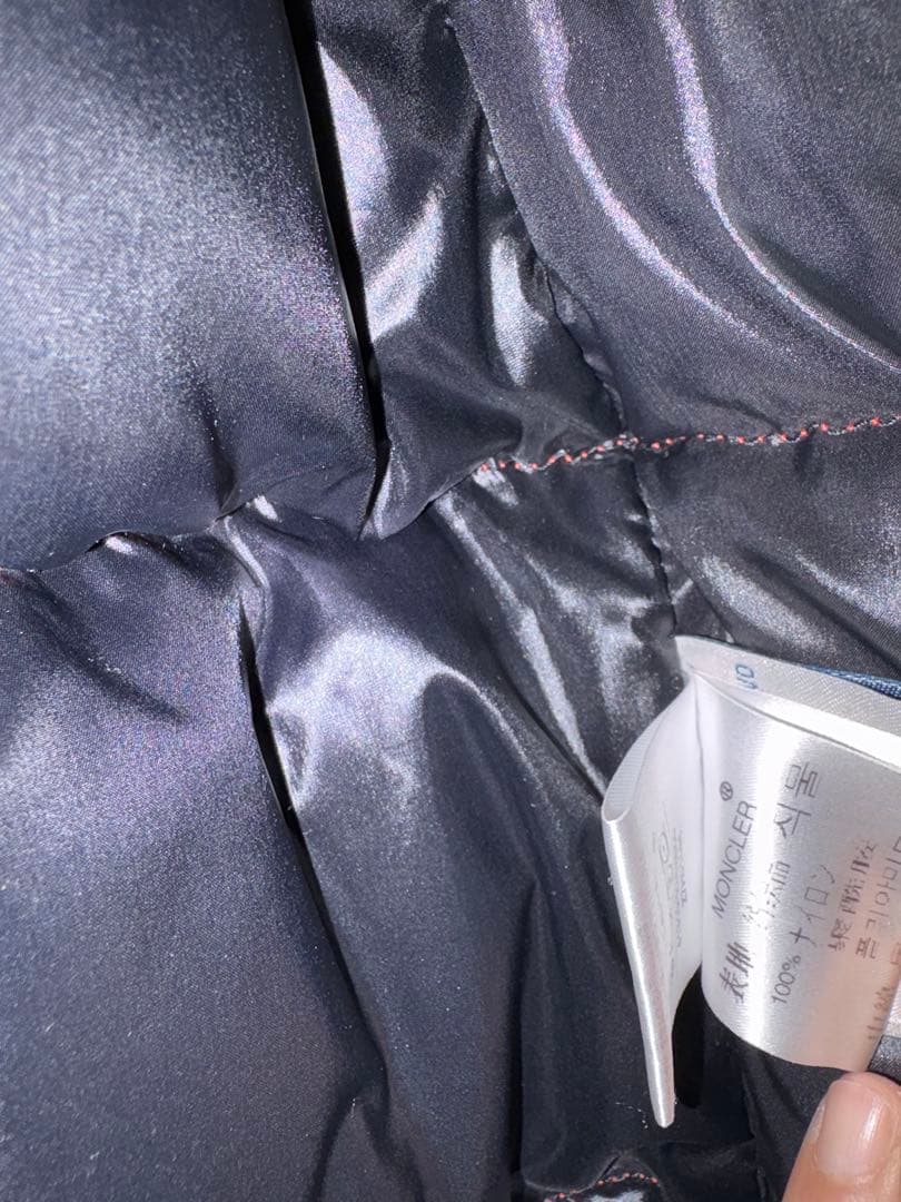 モンクレール　ビックワッペン　サイズ4