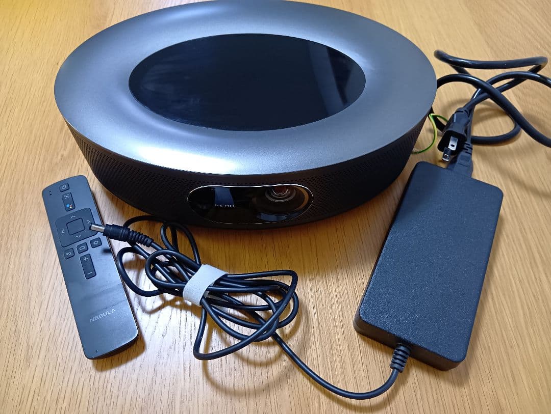 Anker Nebula Cosmos HDR10 プロジェクター