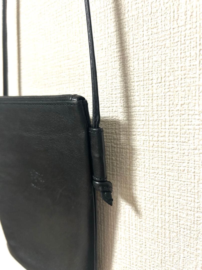 IL BISONTE イルビゾンテ スマホショルダー　ミニ　ポーチ　バッグ