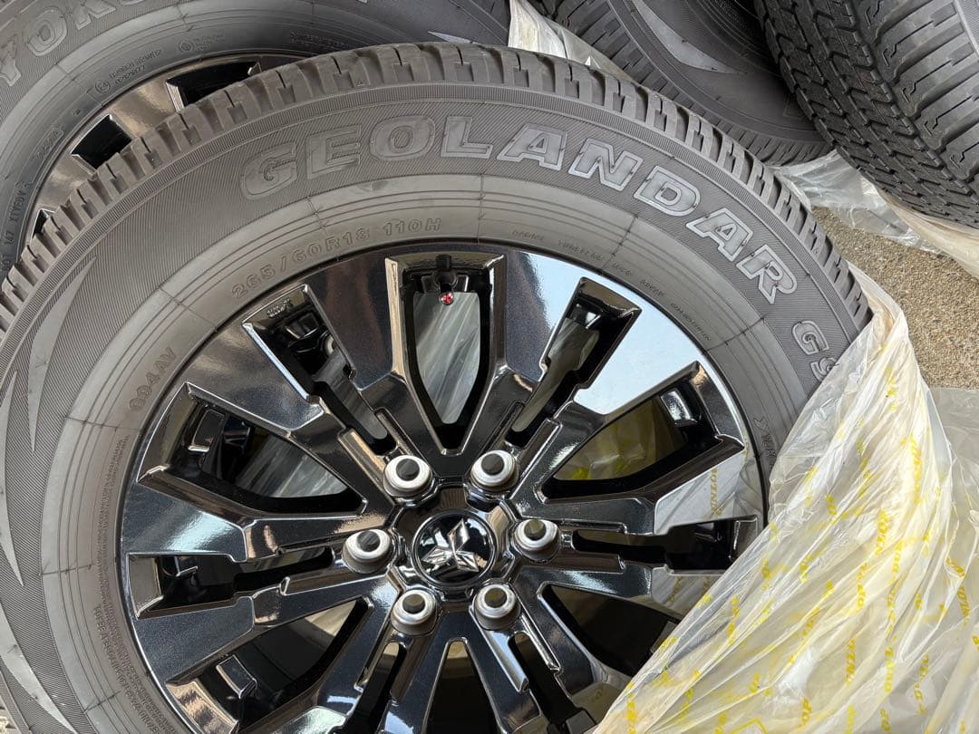 [トライトン]三菱純正アルミ・夏タイヤ4本セット　265/60R18