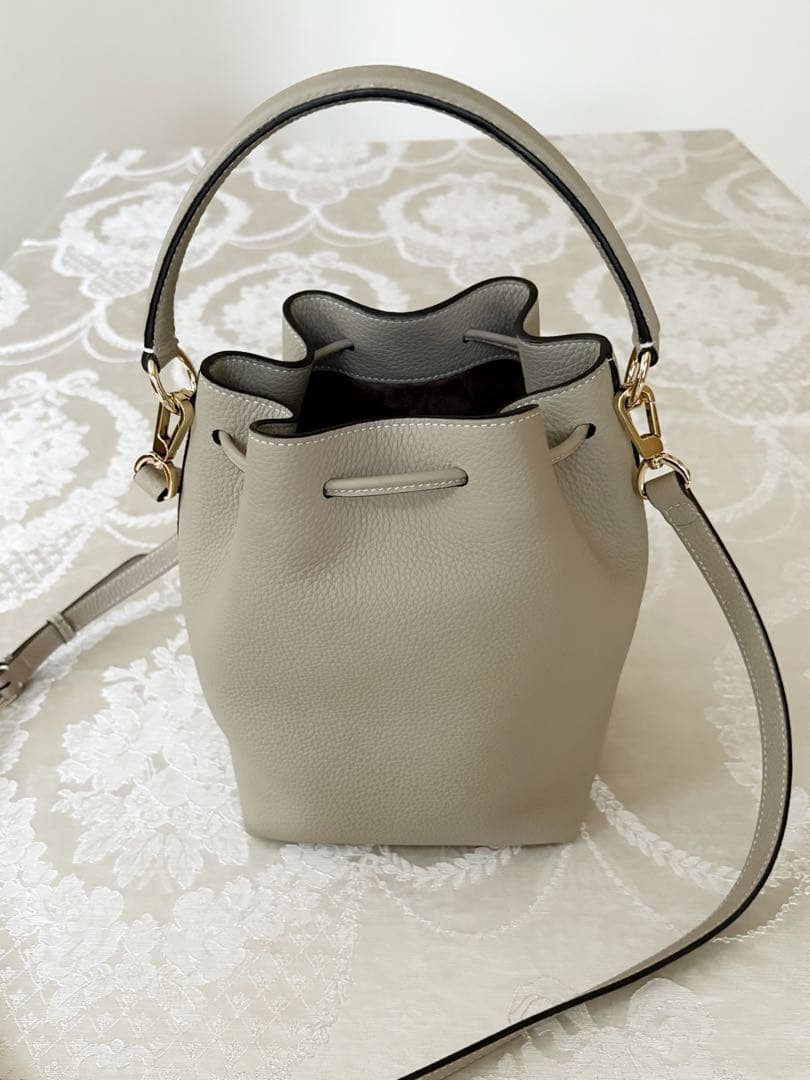 BONAVENTURA アンジェリカバケットバッグ シュリンクレザー