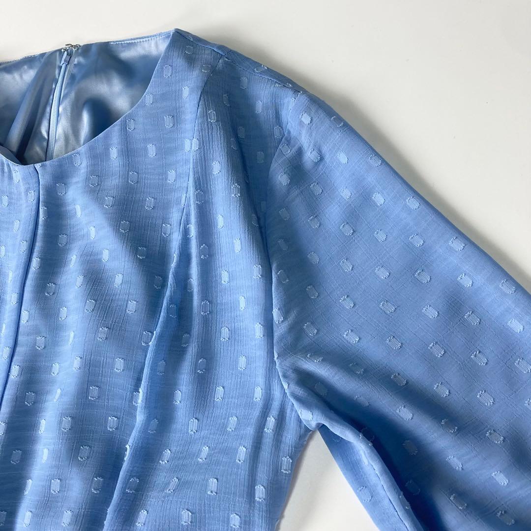 （v6）ジェンヌ　刺繍ドット　フレアワンピース　ブルー　サイズXL 丈120