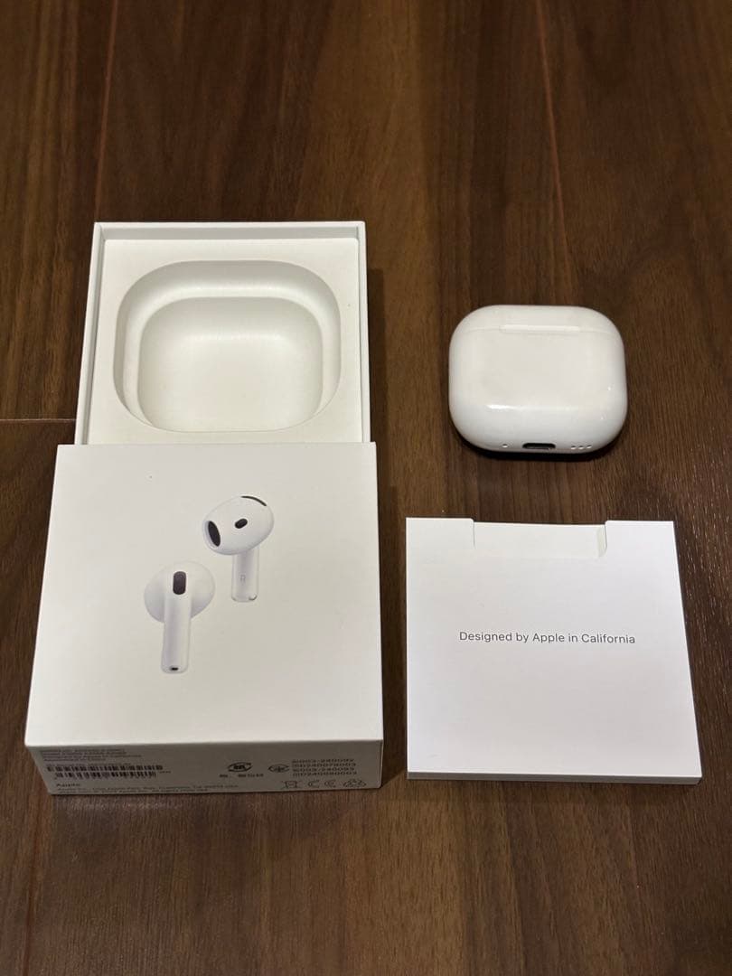 AirPods4 本体＋ケース　アクティブノイズキャンセリング搭載