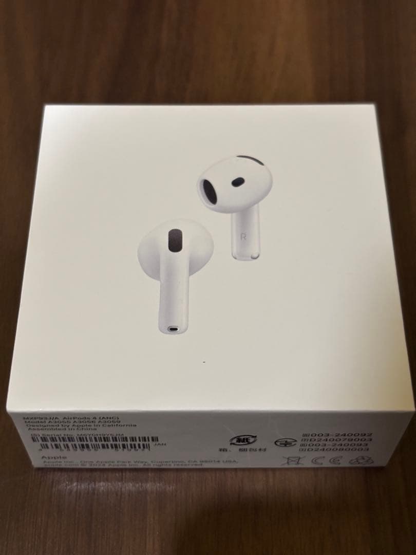 AirPods4 本体＋ケース　アクティブノイズキャンセリング搭載