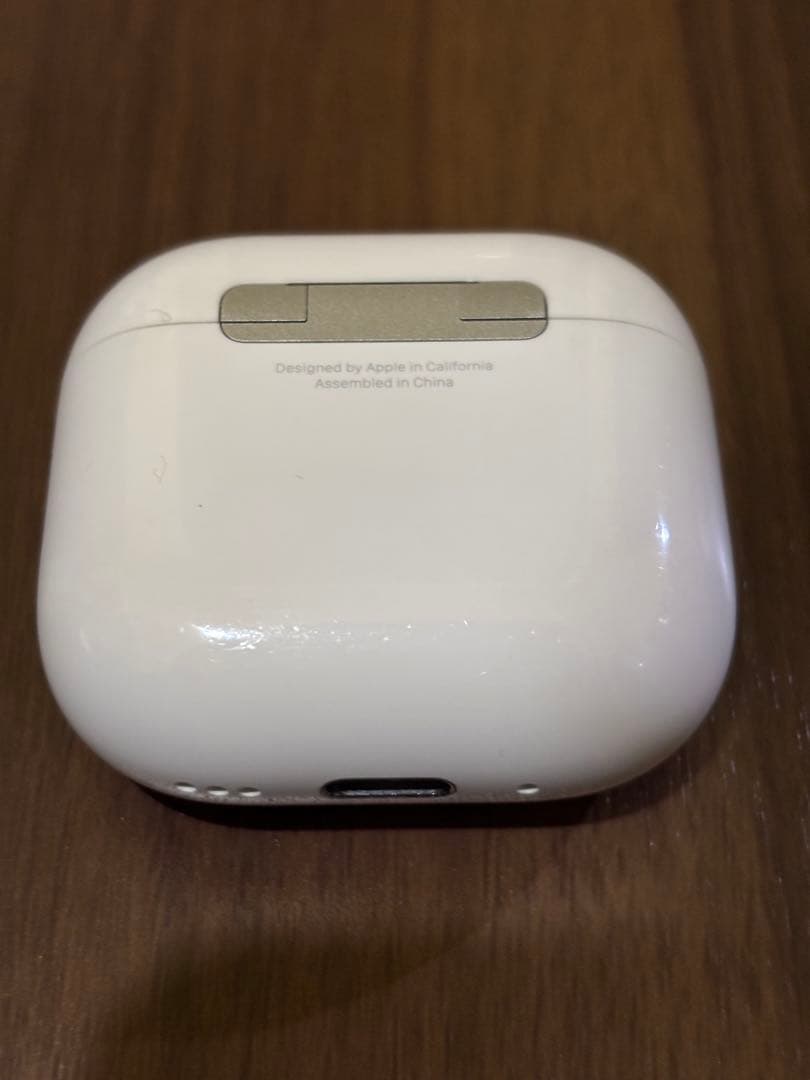 AirPods4 本体＋ケース　アクティブノイズキャンセリング搭載