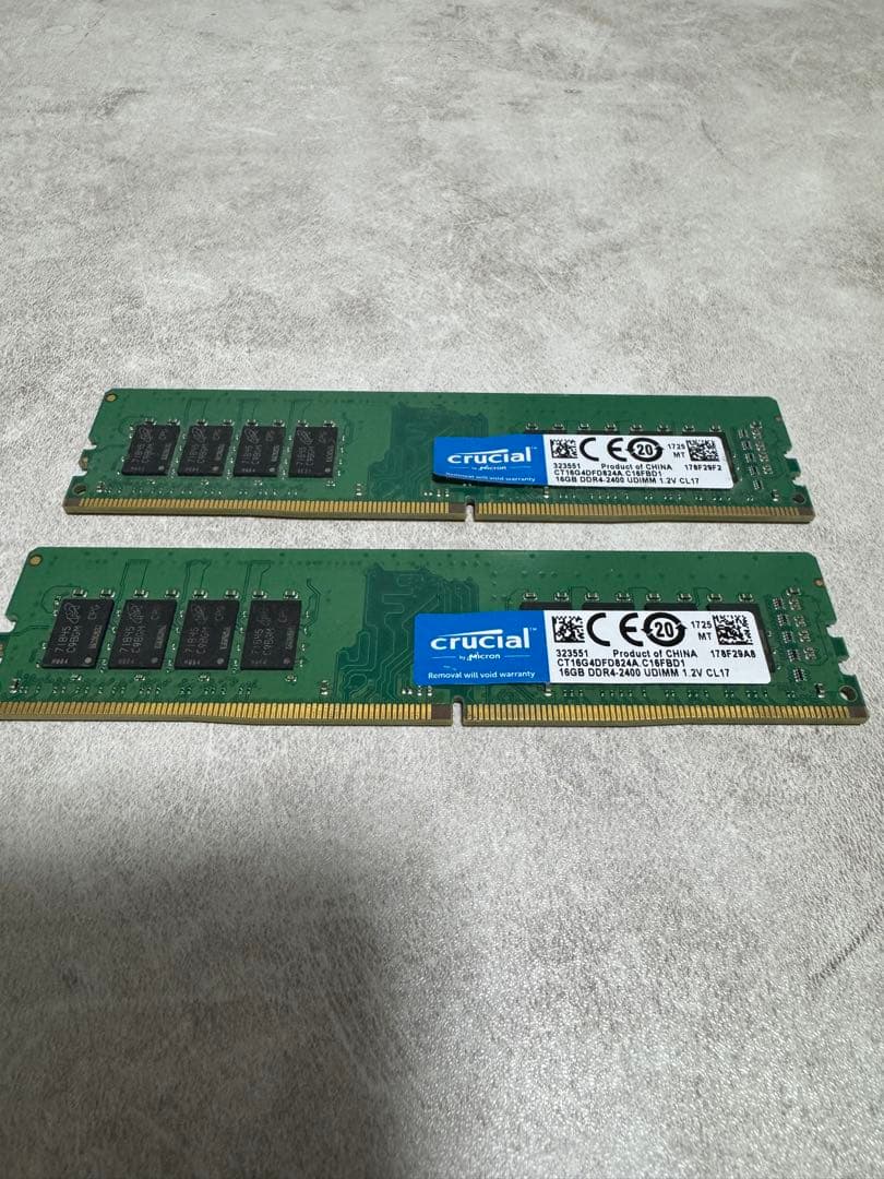 crucial DDR4-2400 32GB メモリ