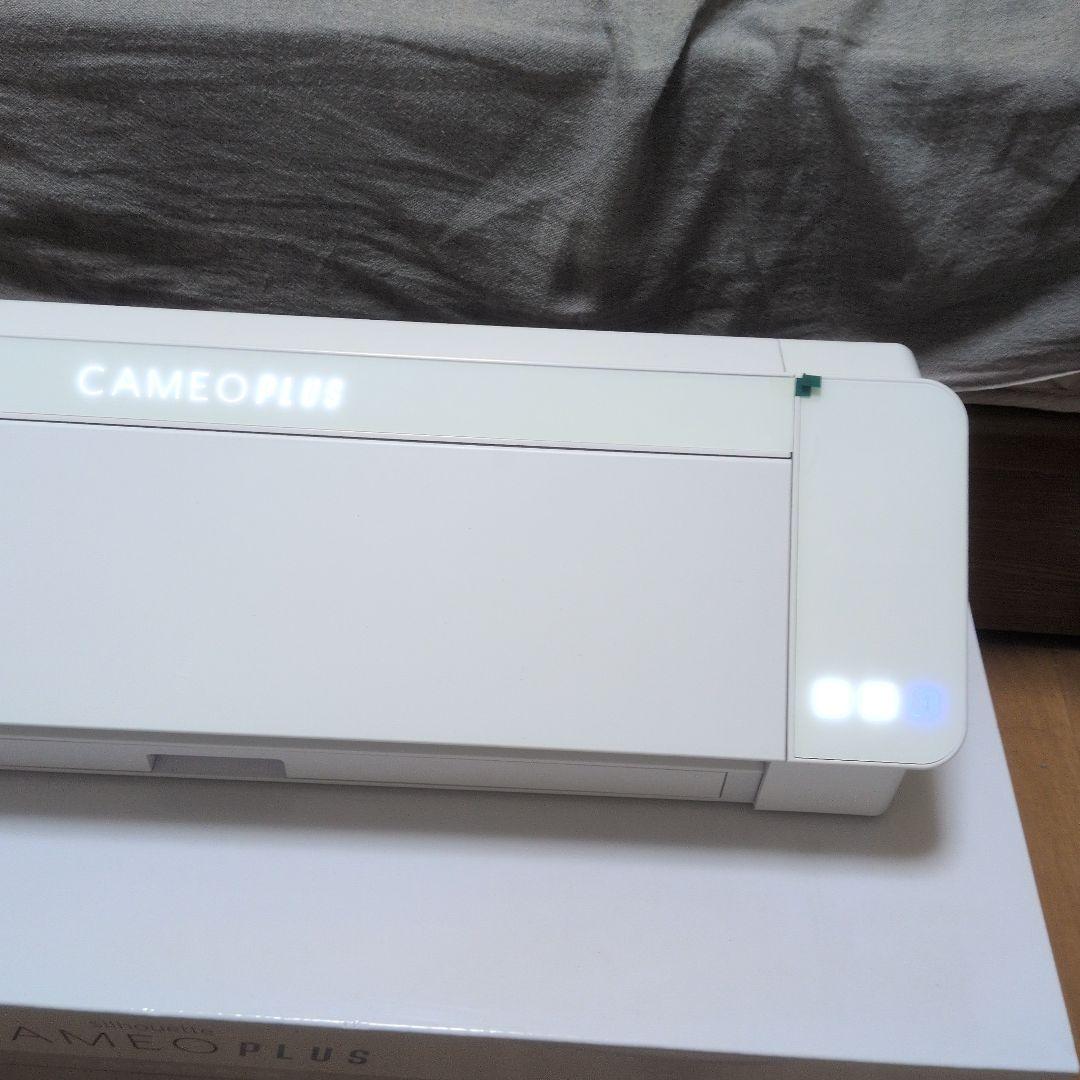 シルエットカメオ4プラス　カッティングマシン ステッカー　シール作成