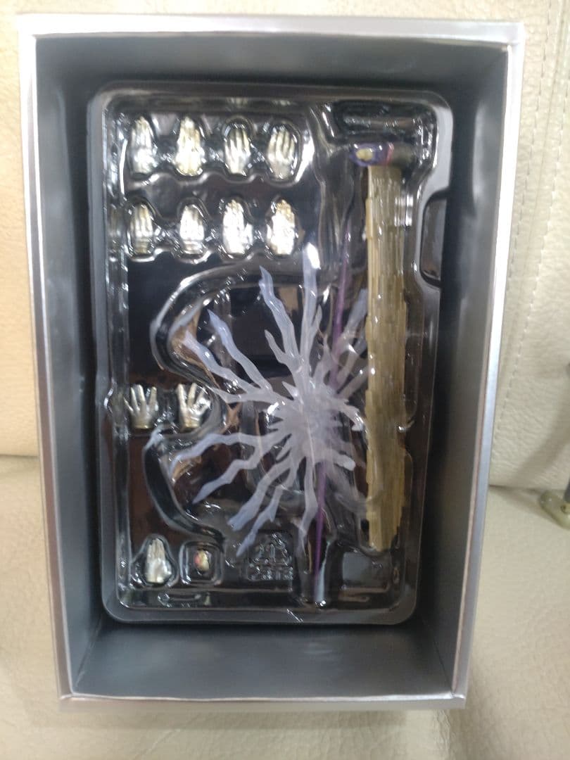 s.h.figures グリッターティガ 真骨彫 ウルトラマンティガ