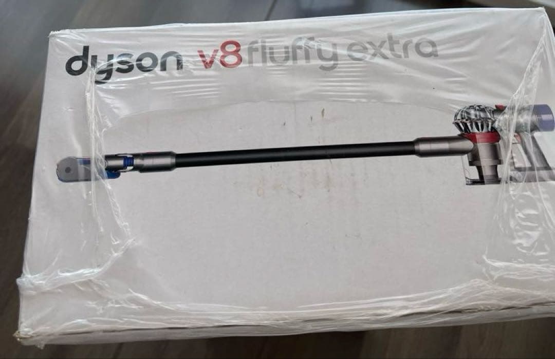 H*O様 未使用 dyson v8 fluffy extra