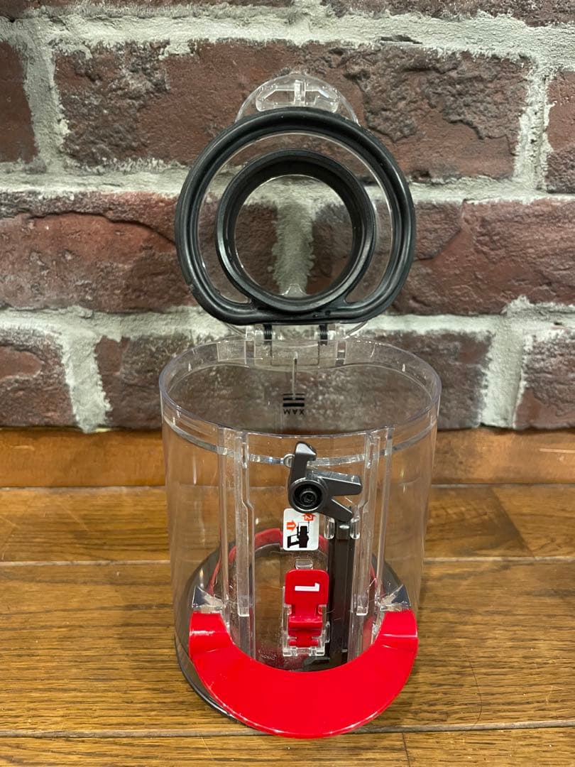 ダイソン Dyson sv18 サイクロン式 コードレス掃除機